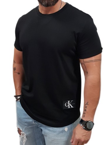 Calvin Klein  - J30J323482 BEH - Badge Turn Up Sleeve - Ck Black - Regular Fit - Μπλούζα Μακό